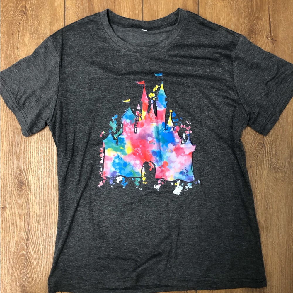 Castle Tshirt, size small, SUPER soft. New without tags!